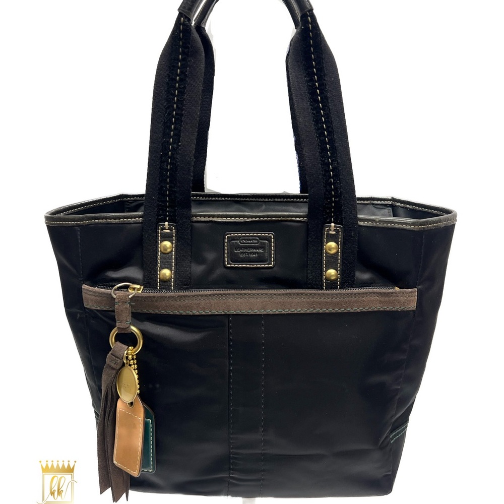 Coach Hampton Weekend Edition - image 1